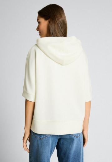 Пуловер с капюшоном