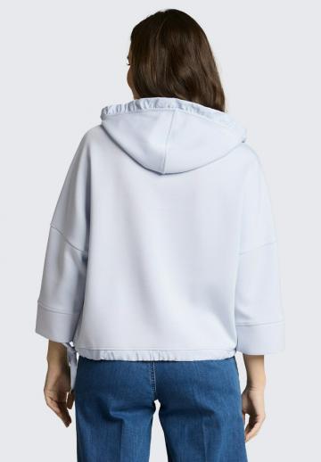 Пуловер с капюшоном