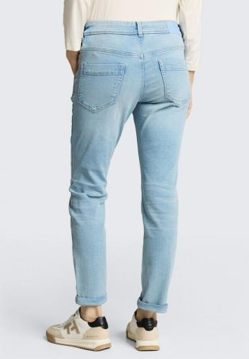Узкие джинсы