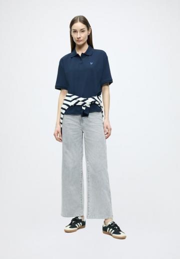 Клешеные джинсы