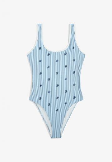 Слитный купальник