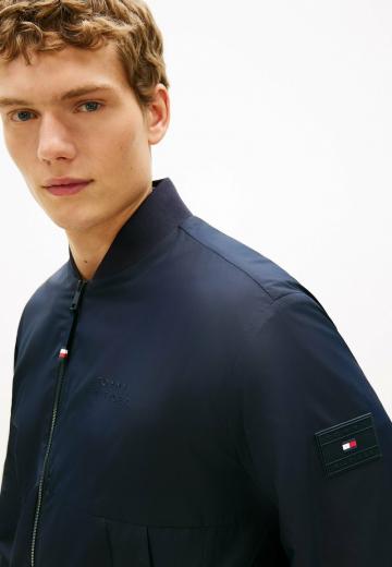 Куртка бомбер