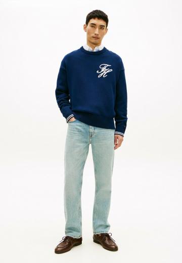 Прямые джинсы