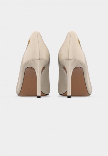 Туфли на высоком каблуке