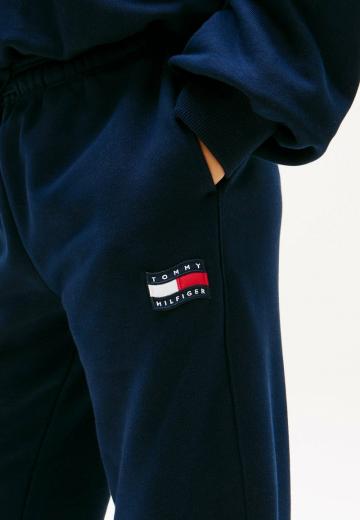 Спортивные штаны