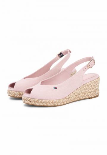 Туфли с открытым носом