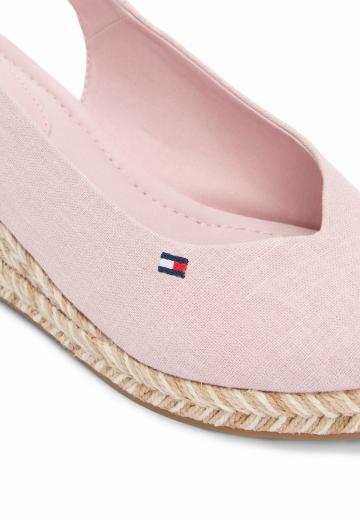 Туфли с открытым носом