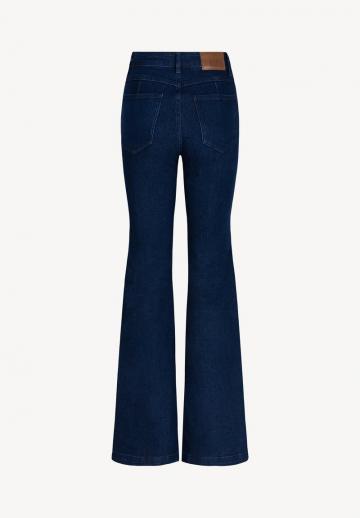 Клешеные брюки