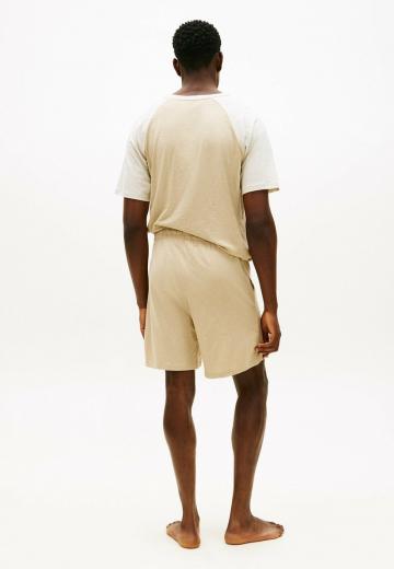 Пижама с шортами