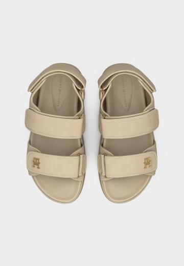 Босоножки на платформе