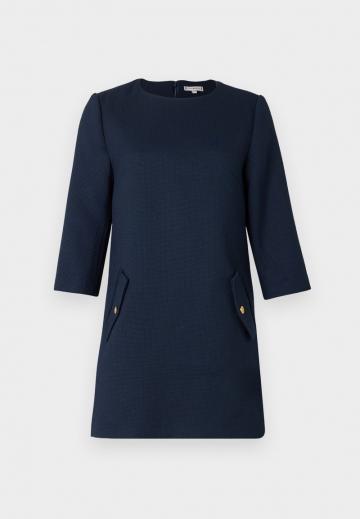 Короткое платье