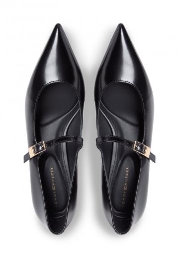 Туфли с ремешком