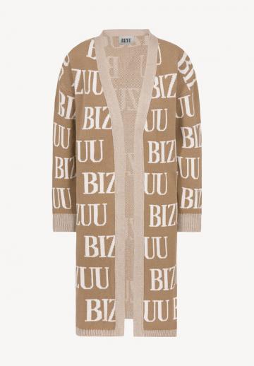 Длинный жилет