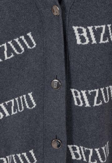 Длинный жилет