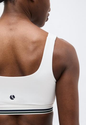 Спортивный топ