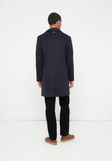 Шерстяное пальто