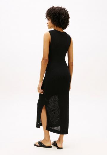 Вязаное платье