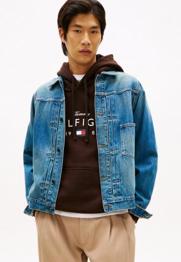 Джинсовая куртка