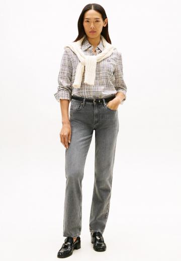 Прямые джинсы