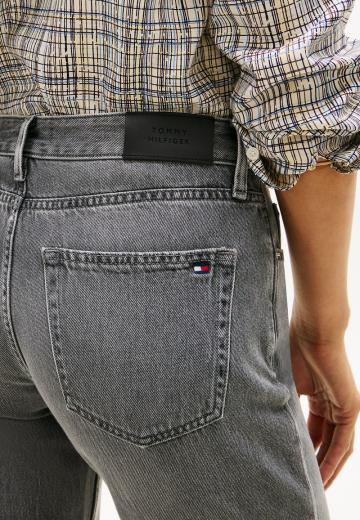 Прямые джинсы