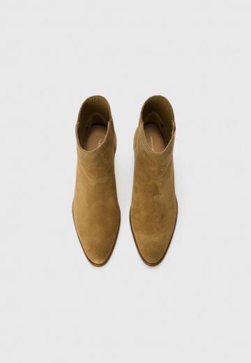 Ковбойские сапожки