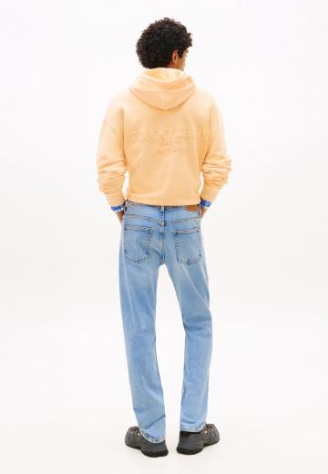 Узкие джинсы