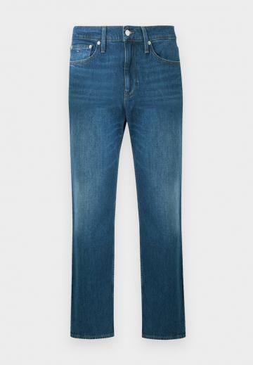 Узкие джинсы