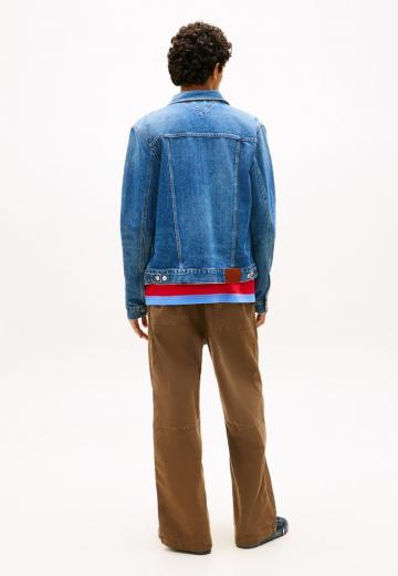 Джинсовая куртка