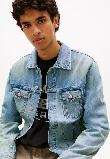 Джинсовая куртка