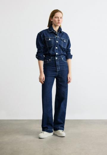 Джинсовый комбинезон