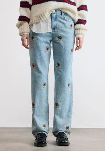 Прямые джинсы