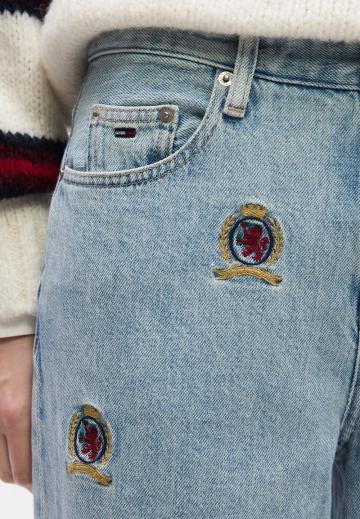 Прямые джинсы