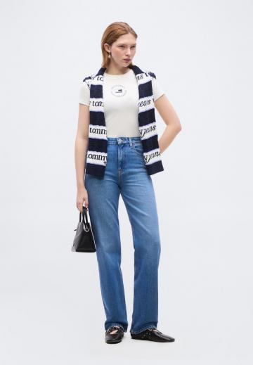 Прямые джинсы