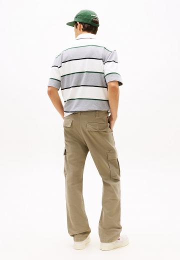 Брюки с накладными карманами