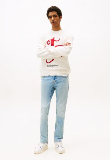 Узкие джинсы