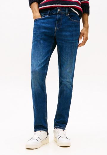 Узкие джинсы