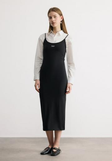 Платье футляр