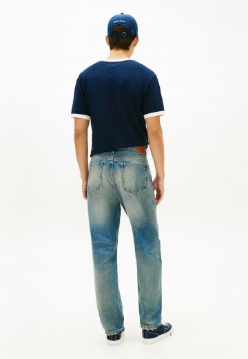 Прямые джинсы