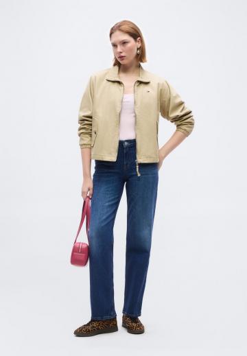 Прямые джинсы