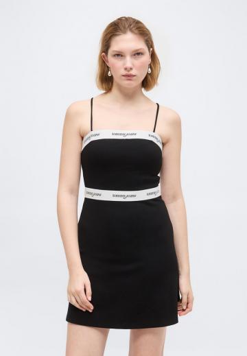 Короткое платье