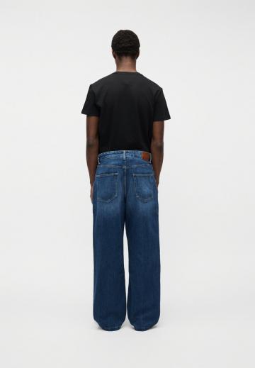 Свободные джинсы