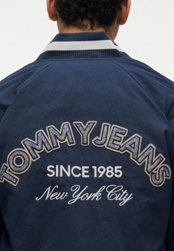 Куртка бомбер