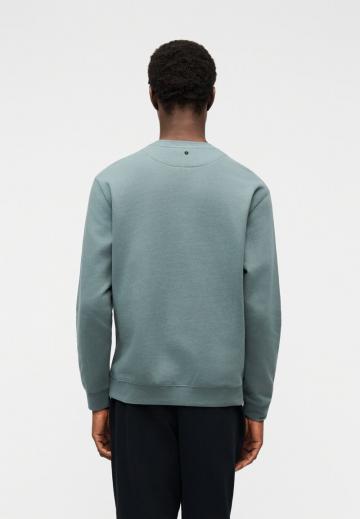 Спортивная кофта