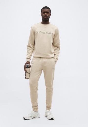 Спортивная кофта