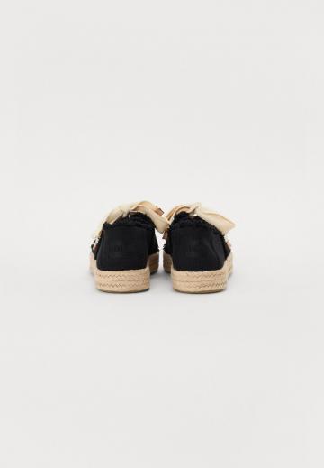 Эспадрильи