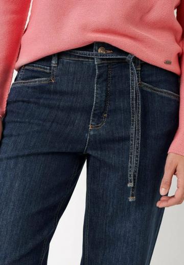 Прямые джинсы