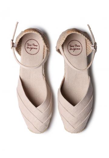 Туфли на танкетке