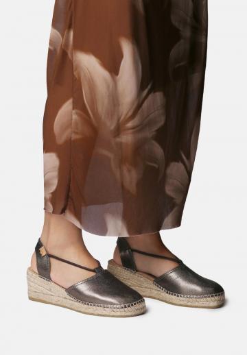 Туфли на танкетке