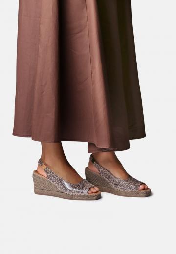 Туфли с открытым носом