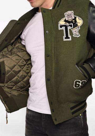 Куртка бомбер